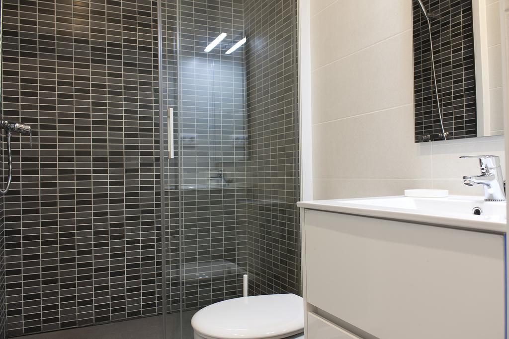 Apartmán Flateli Roger 6 Barcelona Exteriér fotografie